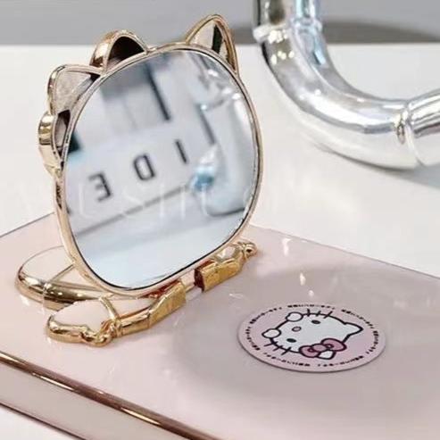 Hello Kitty mirror phone case